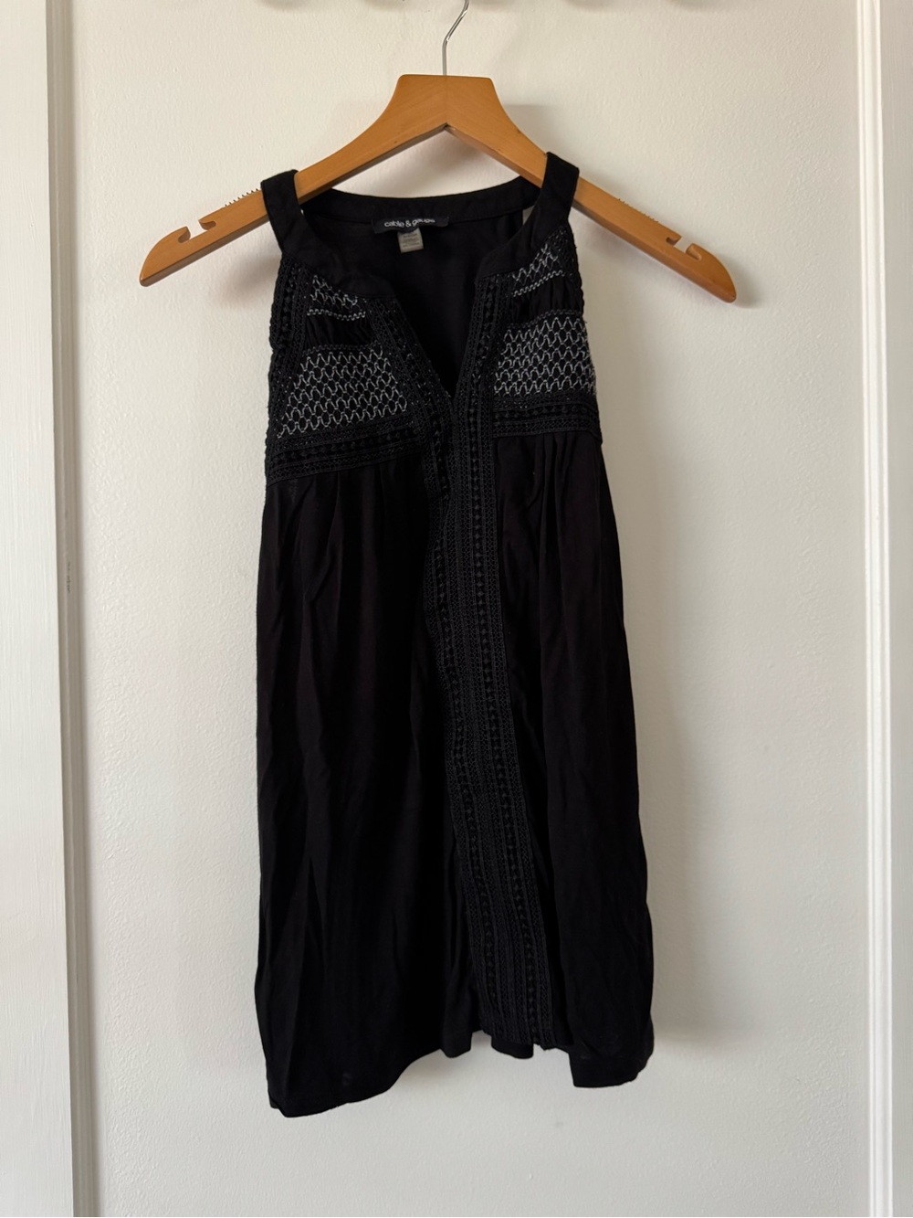Cable & Guage Embroidered Tank Top